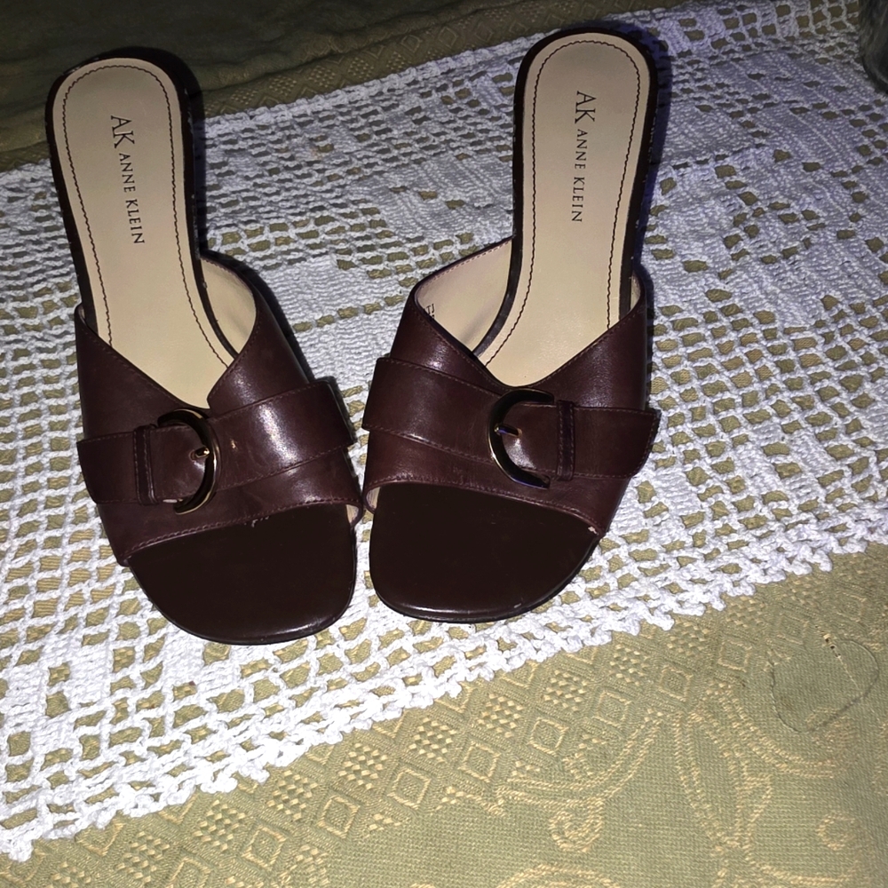 Anne Klein Brown Mules with Knotted Detail